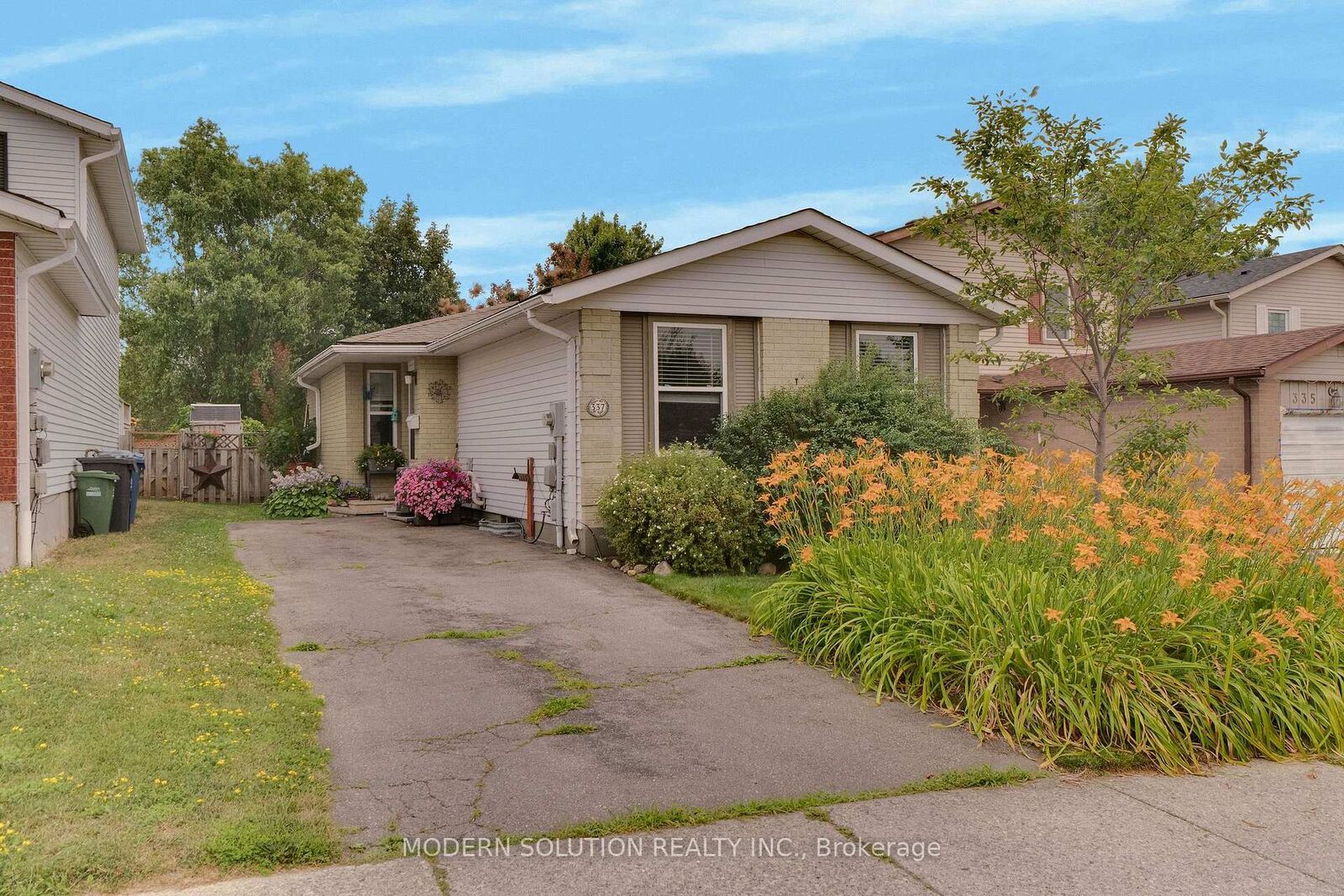 Property Photo: 337 Auden Road ON N1E 6T2