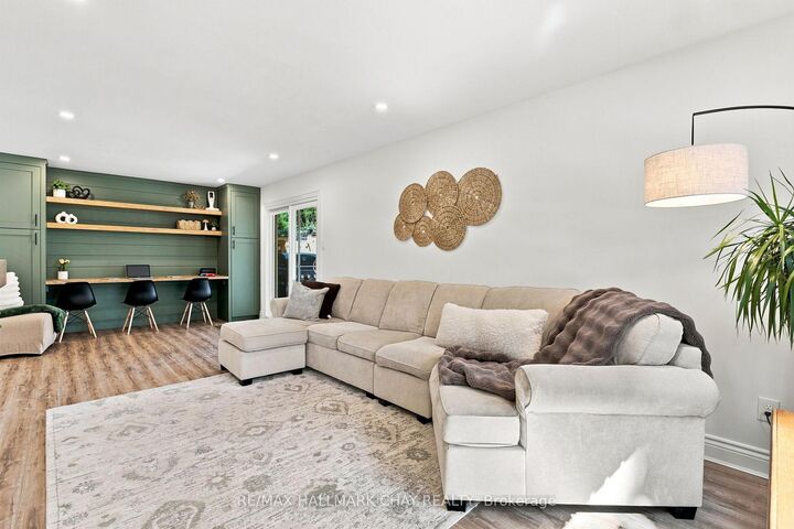Property Photo:  278 Carlisle Street  ON L3Y 6C1 
