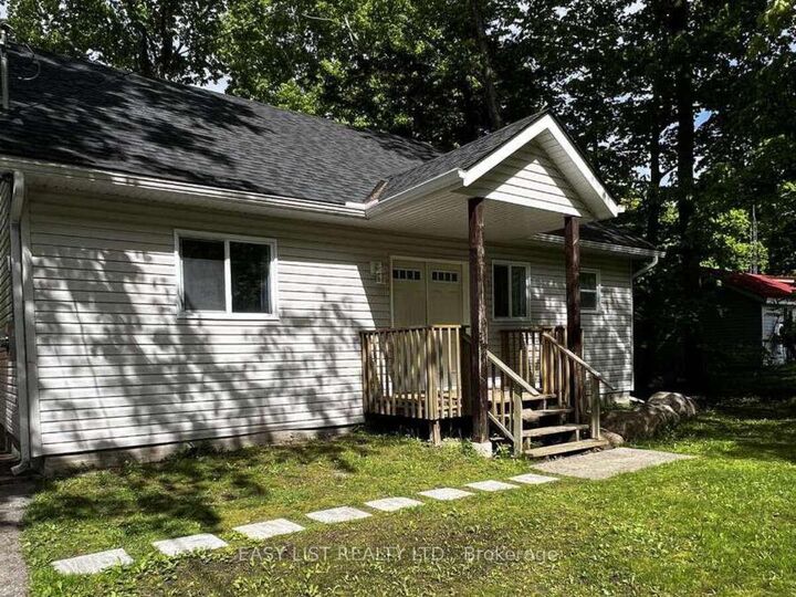 Photo de la propriété:  2135 Champlain Road  ON L9M 0B1 