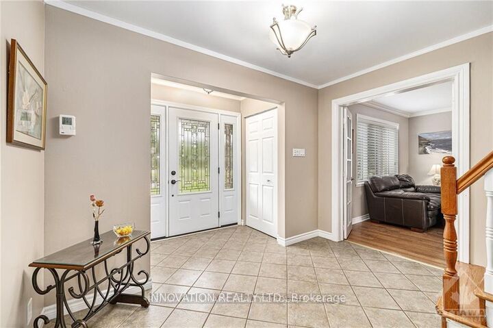 Property Photo: 7 Grierson Lane ON K2W 1A6