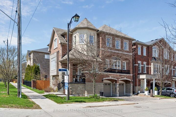 12 Dale Avenue — photo 1
