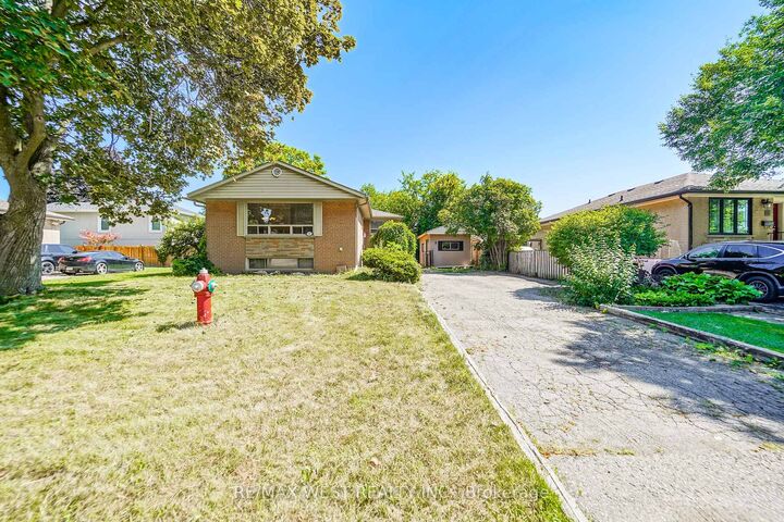 Property Photo:  18 McClure Avenue  ON L6X 2E3 
