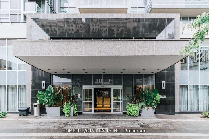 Property Photo:  120 Harrison Garden Boulevard 428  ON M2N 0H1 