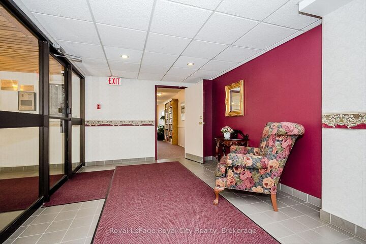 Property Photo:  358 Waterloo Avenue 606  ON N1H 7Y3 