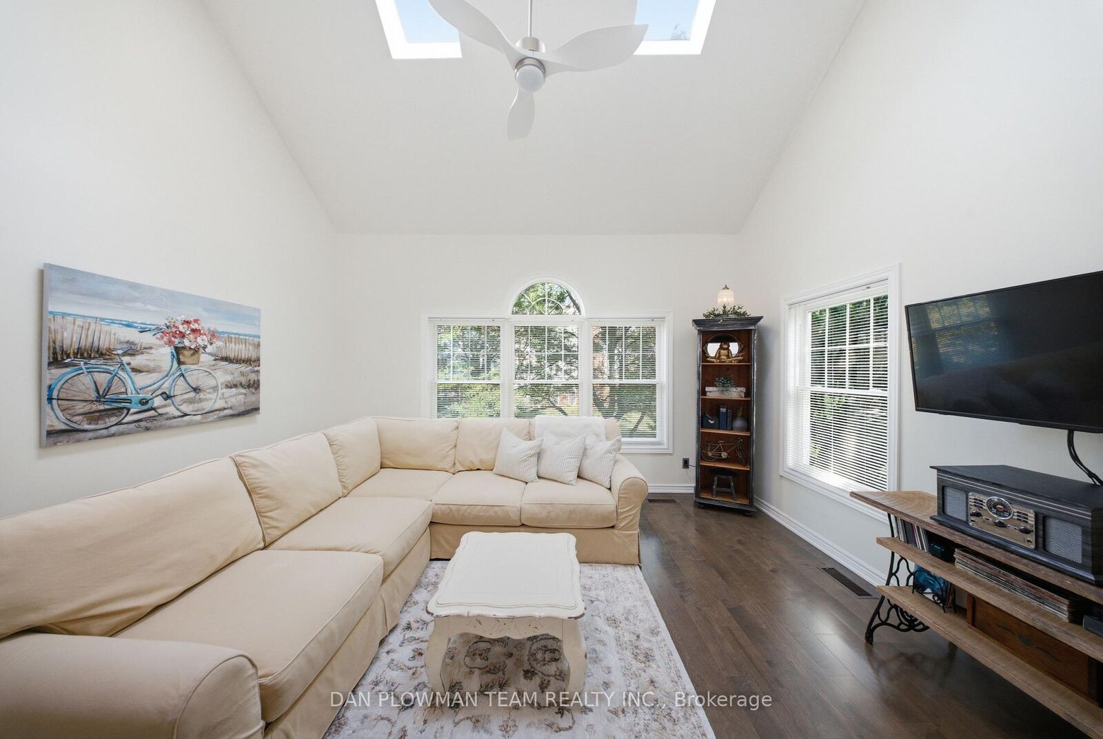Property Photo:  1661 Nash Road H-14  ON L1E 1S8 