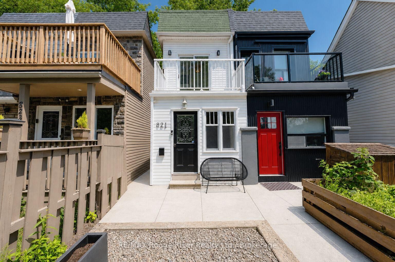 Property Photo: 821 Craven Road ON M4L 2Z7