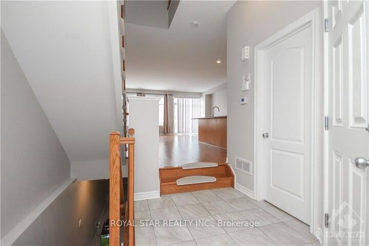 Property Photo:  105 Eric Maloney Way  ON K1T 0R2 