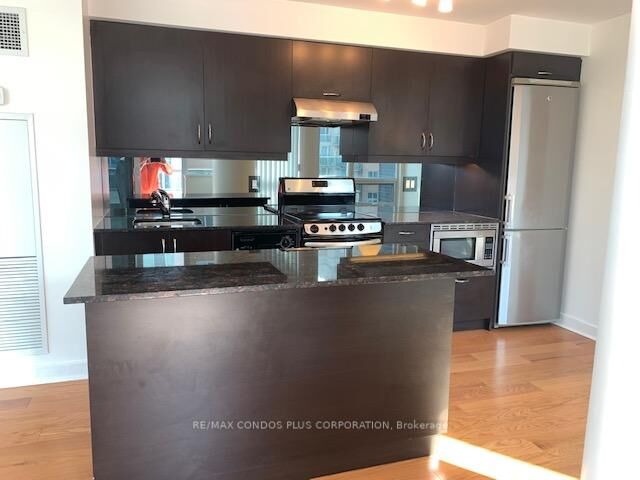 Property Photo:  320 Richmond Street E 1004  ON M5A 4S7 