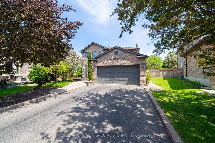 4021 Sasha Court — photo 1