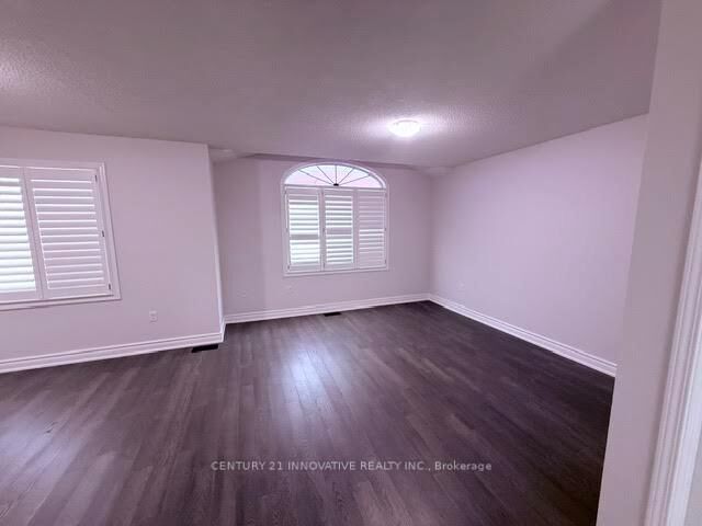 Property Photo:  2130 Taggart Court  ON L9S 0C4 
