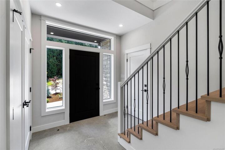 Property Photo: 543 Bickford Way BC V8H 1H7