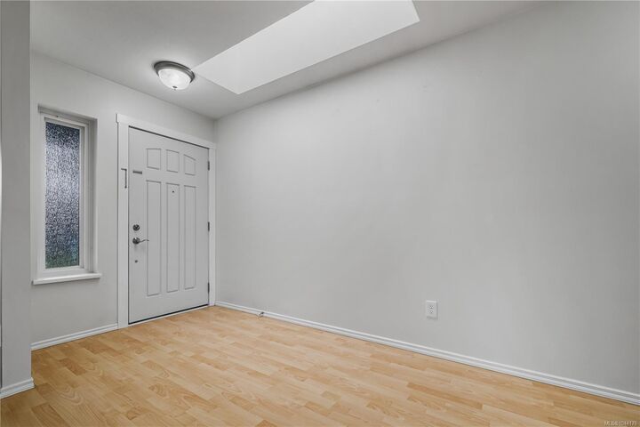 Photo de la propriété:  1674 Aspen Way  BC V9W 7B7 