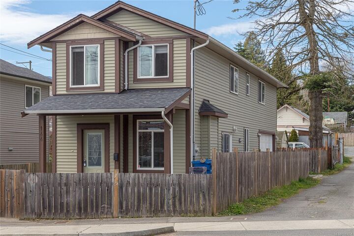 144 Victoria Rd — photo 1
