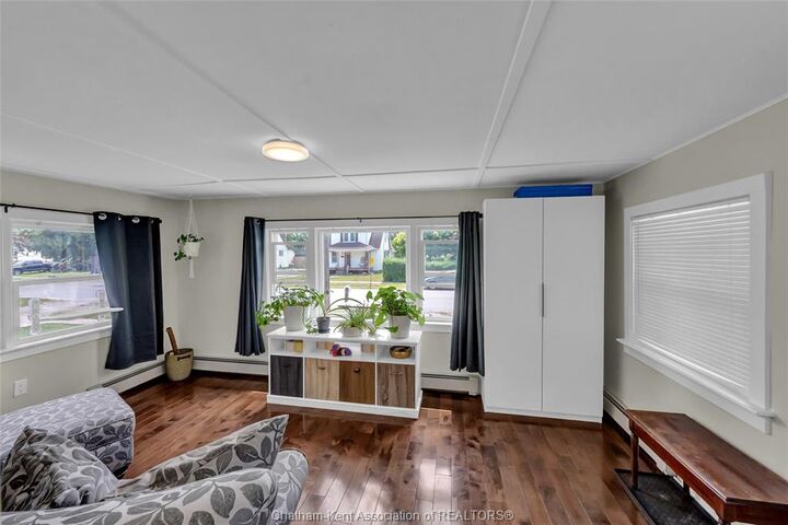 Property Photo: 1134 Elizabeth Street ON N8A 3A8