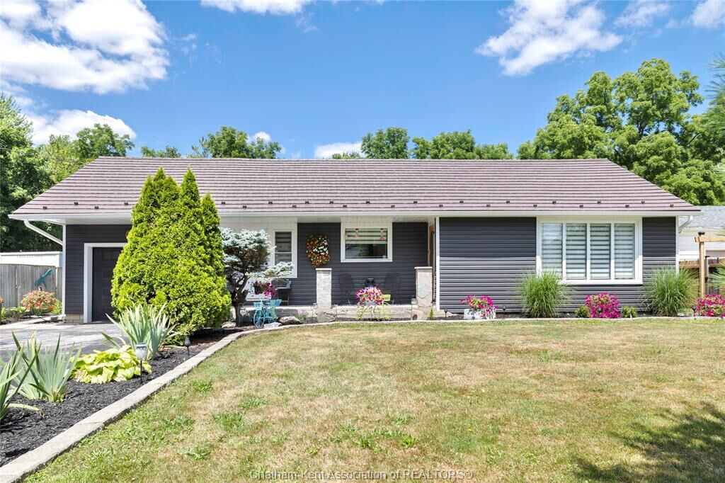 Property Photo: 26 Sherman Street ON N0P 2K0