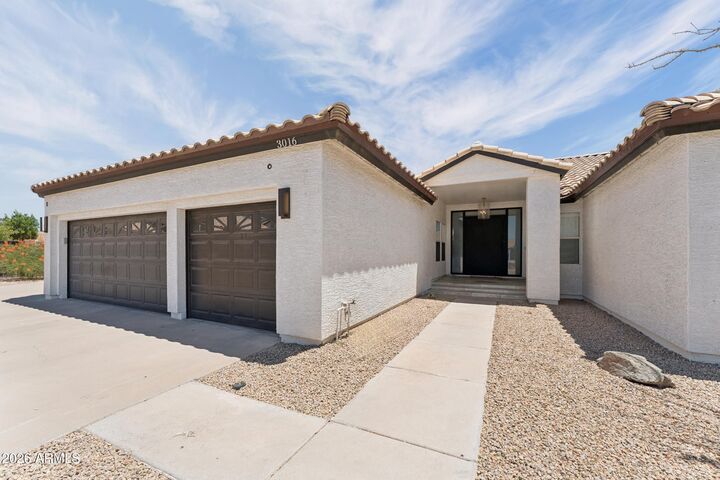 Property Photo: 3016 W Ironwood Circle AZ 85226