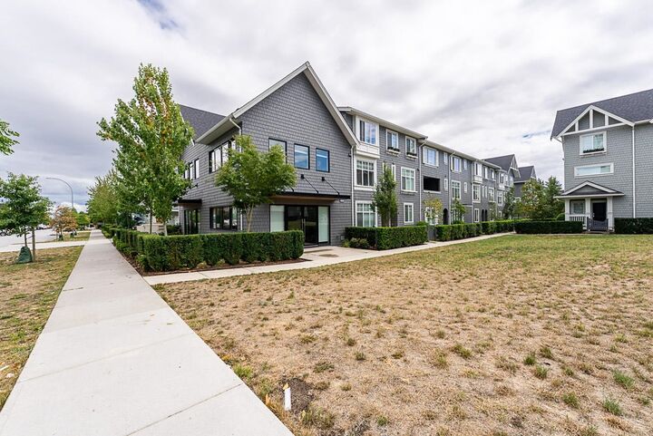 Property Photo: 15850 85 Avenue 26 BC V4N 6W2