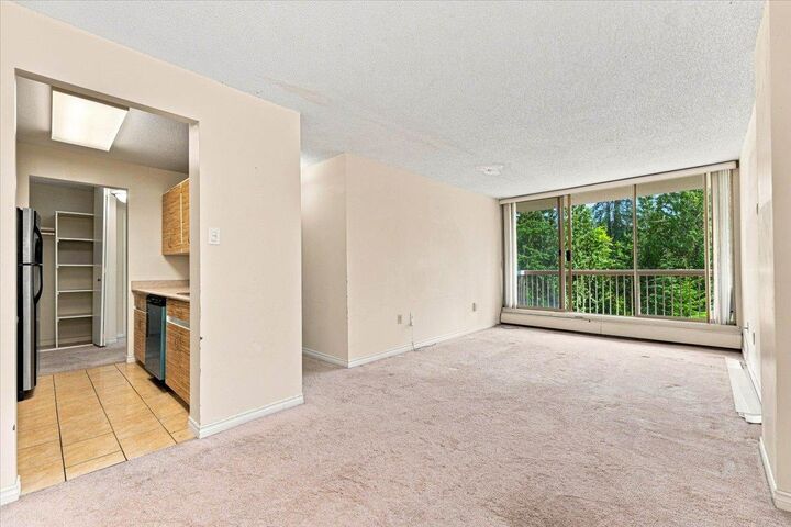 Property Photo:  2008 Fullerton Avenue 705  BC V7P 3G7 