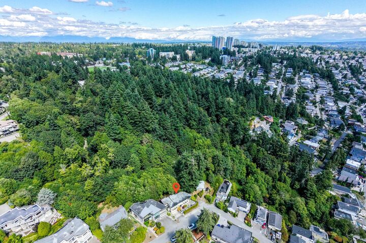 Property Photo: 14533 Magdalen Avenue BC V4B 2X5