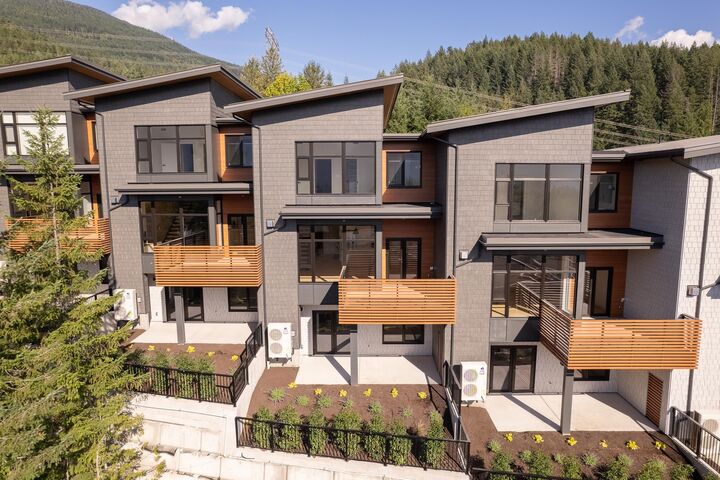 3407 Mamquam Road 11 — photo 1