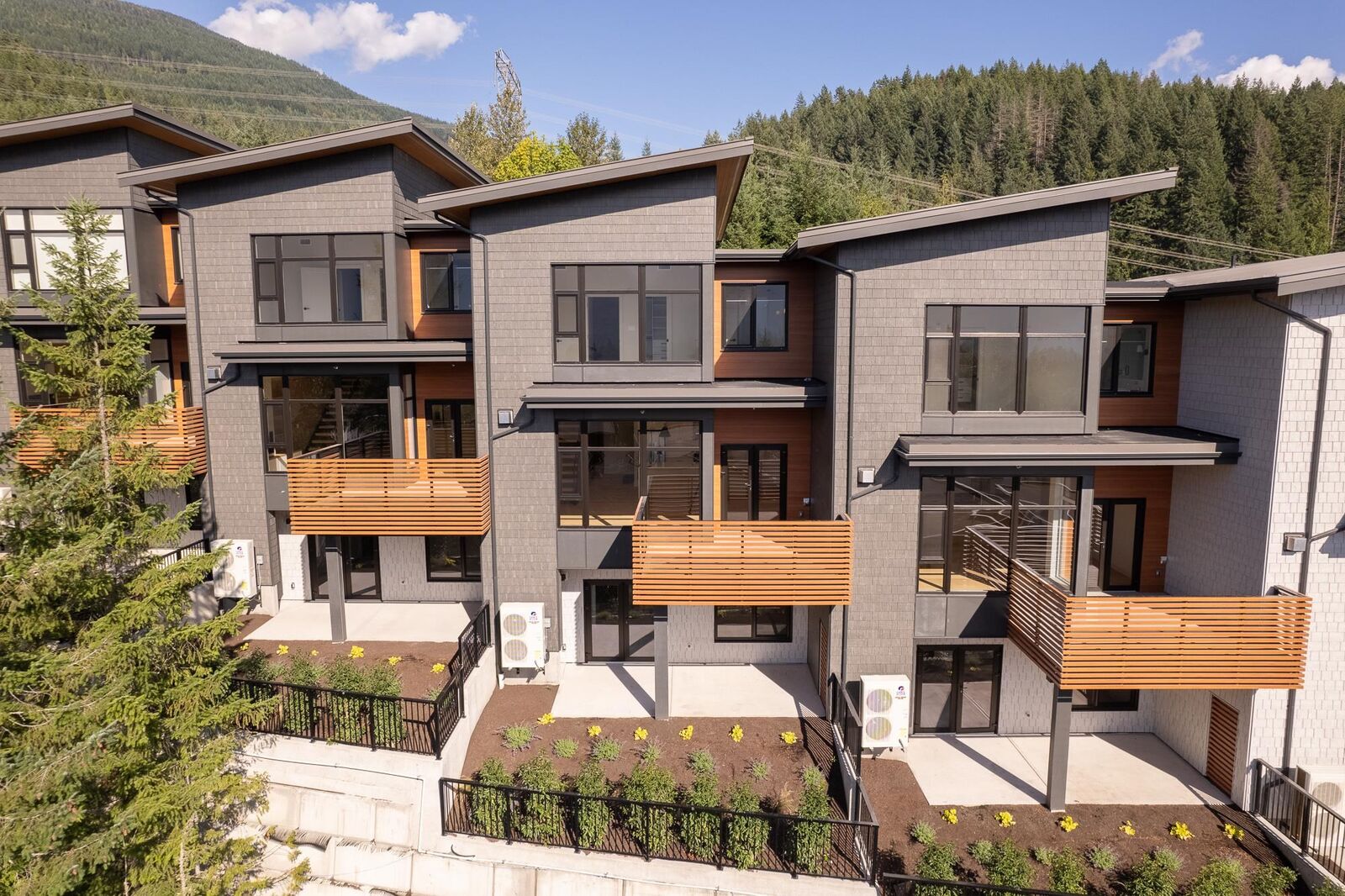 Property Photo: 3407 Mamquam Road 11 BC V8B 1E4