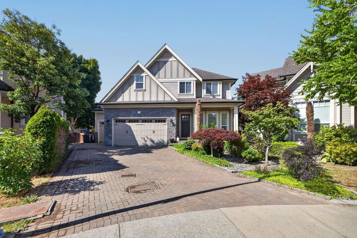 7257 198A Street — photo 1