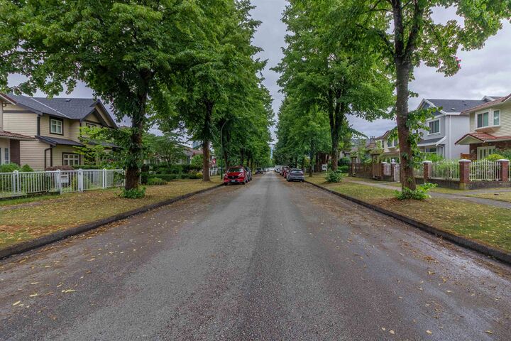 Property Photo: 4467 Perry Street BC V5N 3X6
