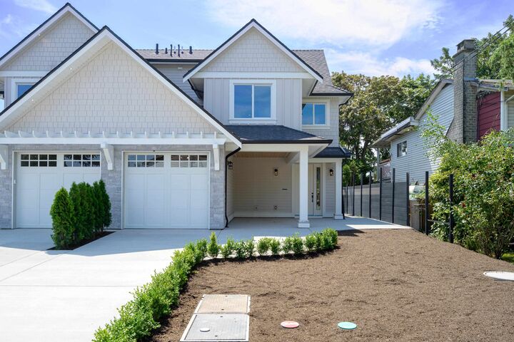 Property Photo: 4884 42A Avenue BC V4K 2S5