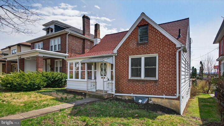 Property Photo:  2611 Derry Street  PA 17111 