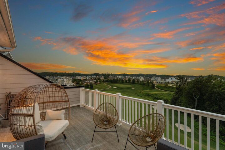 Property Photo:  17256 Turnstone Drive  VA 22026 