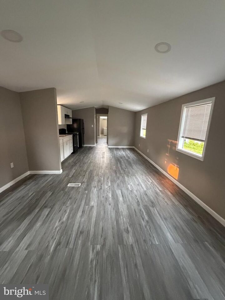 Property Photo:  100 Lariat Road  MD 21220 