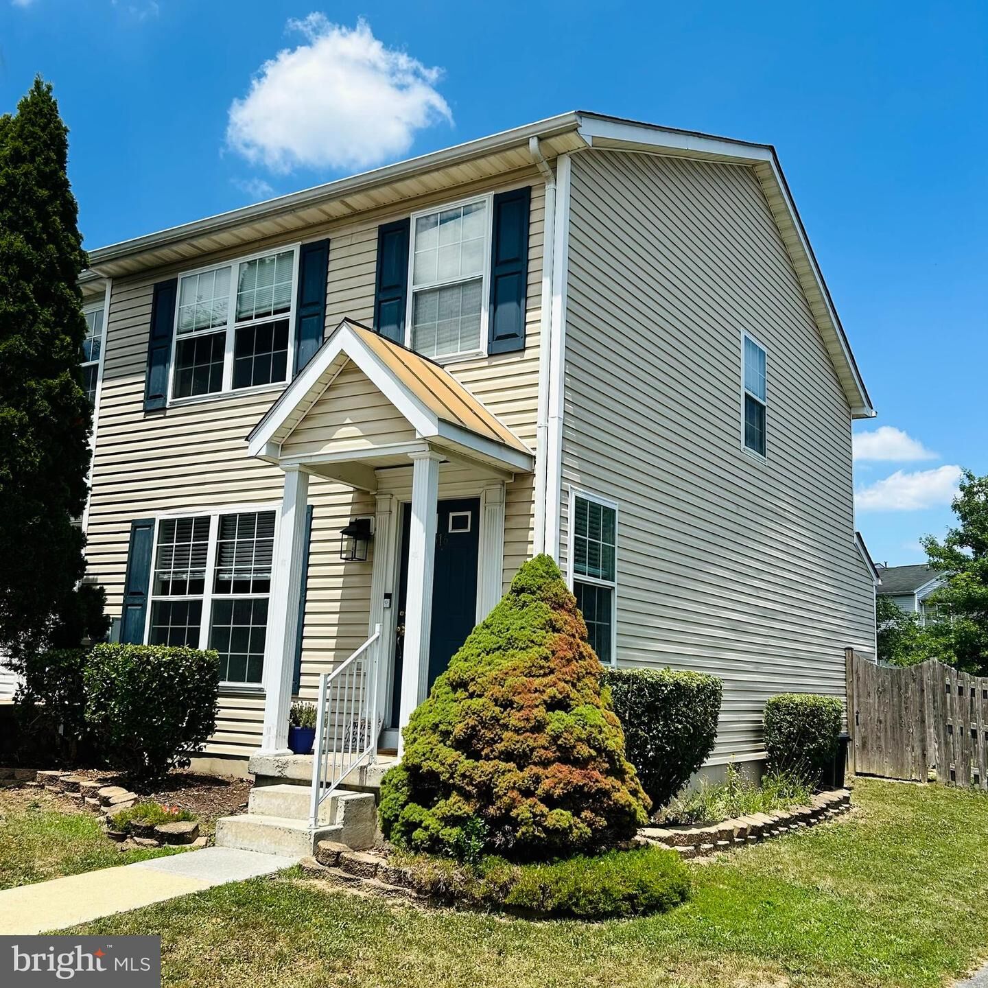 Property Photo: 316 Copperfield Lane VA 22602