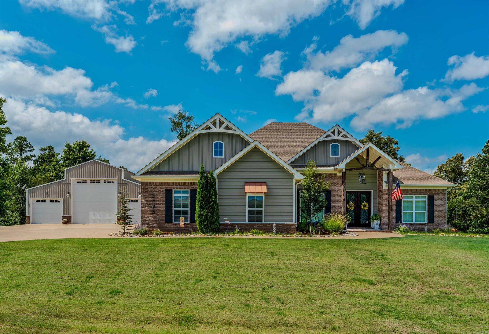 Property Photo:  3985 Bent Tree  AR 72019 
