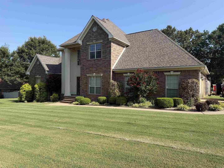 Property Photo:  5600 Pear Tree Drive Drive  AR 72206 