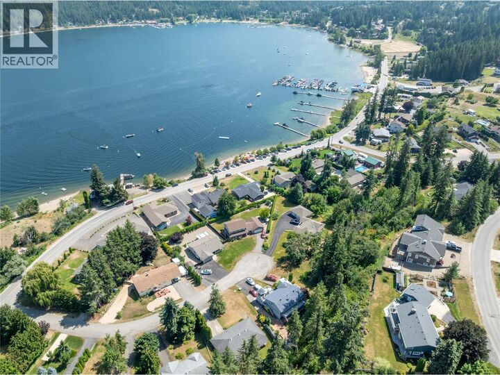 Property Photo: 2959 Birch Lane BC V0E 1H2