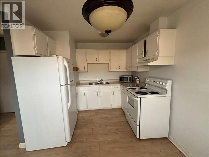 Property Photo: 834 Exmouth Street 22 ON N7T 5R2