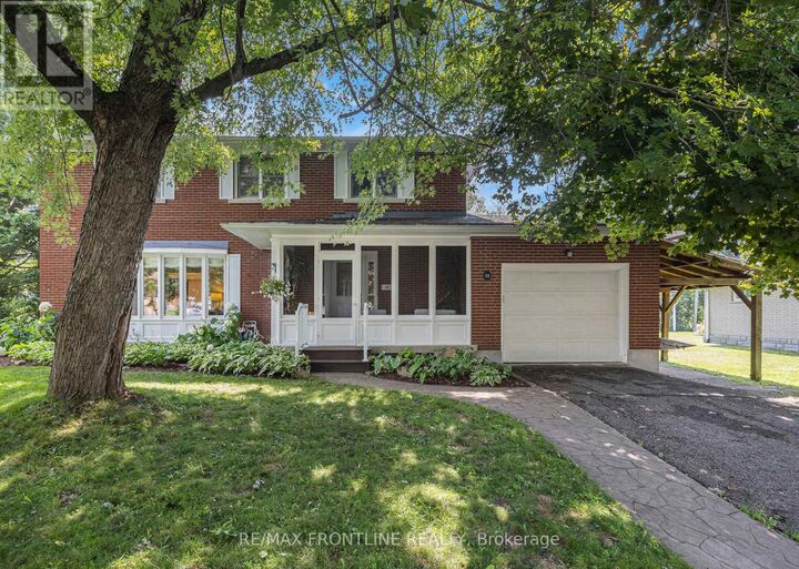 12 Glenview Crescent — photo 1