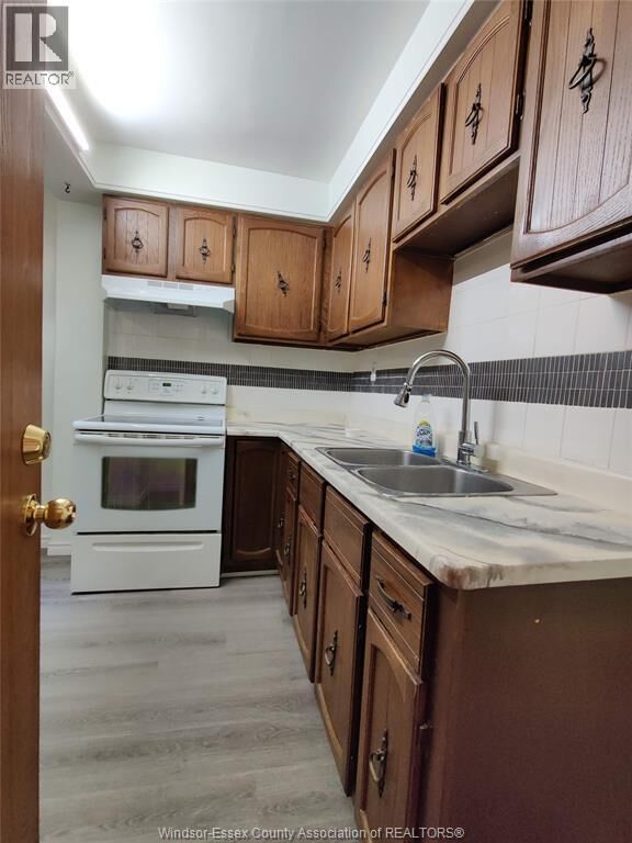 Property Photo:  234 Brock Street 1A  ON N9C 2S6 