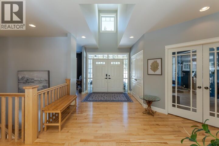 Property Photo: 422 Willmann Road BC V2M 7C8
