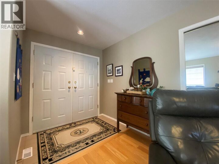 Property Photo: 765 Jasper Avenue BC V0H 1H4