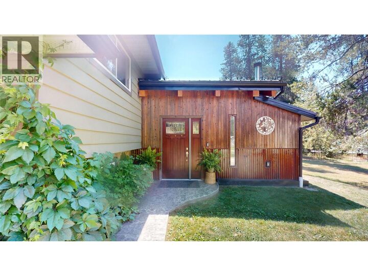 Photo de la propriété: 4200 Wilks Road BC V1C 6S9