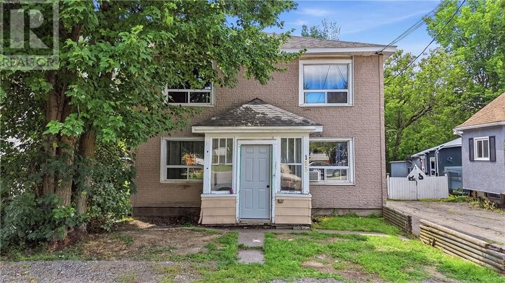 193 Dufferin Street — photo 1