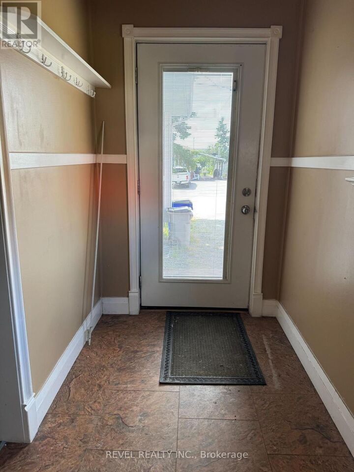 Property Photo: 56 Strachan Avenue ON P0N 1H0