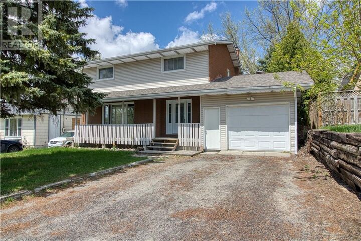 Property Photo: 18 Young Street ON P3L 1A5