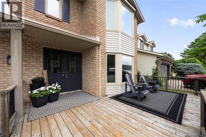 Property Photo: 395 Brooktree Drive ON N0N 1G0