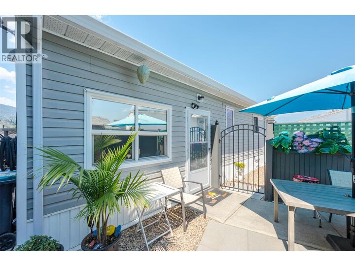 Property Photo:  999 Burnaby Avenue 61  BC V2A 1G7 