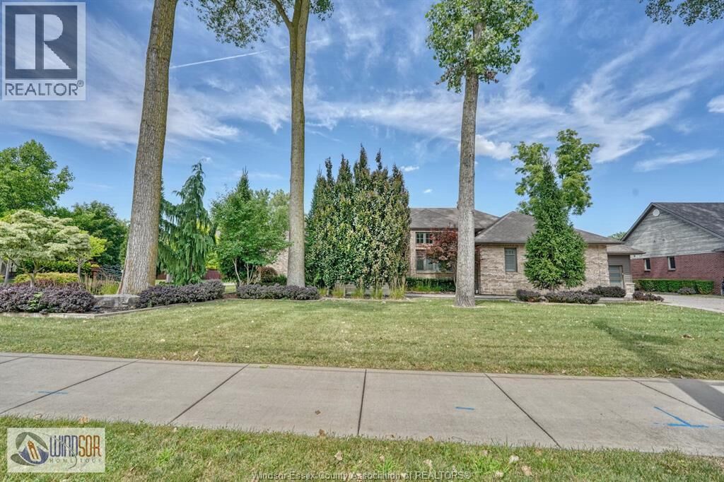 Property Photo:  2260 Normandy  ON N9H 1Y9 