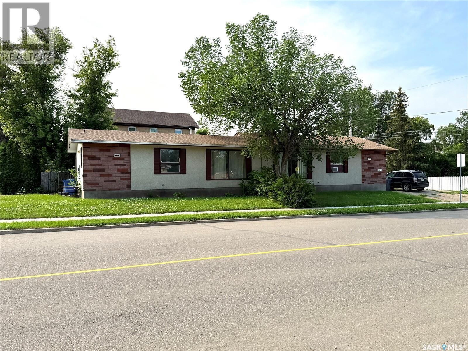 Property Photo:  A/B 1491 98th Street  SK S9A 0M3 