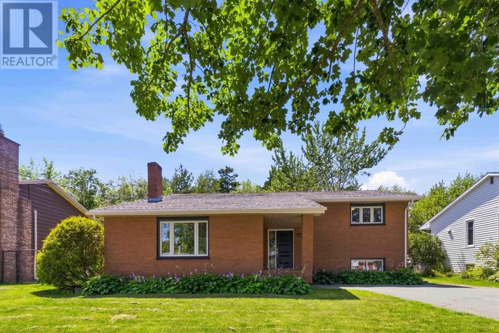 Property Photo: 28 Hallmark Crescent NS B2V 1Z9