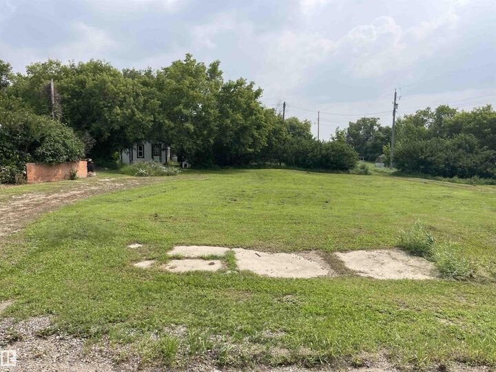 Property Photo:  #130 4231 Twp Rd 553  AB T0A 1X0 
